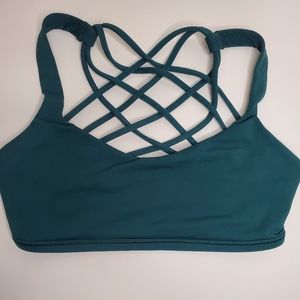 lululemon Free to be Wild Light Support bra size 4